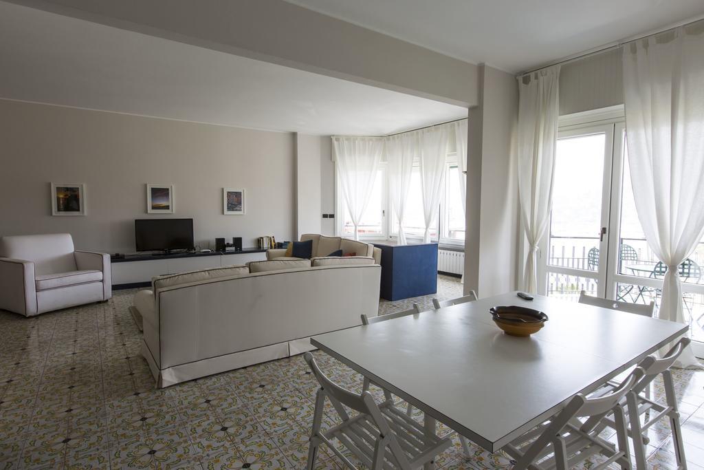 Appartement Poggio Fiorito à Rapallo Chambre photo